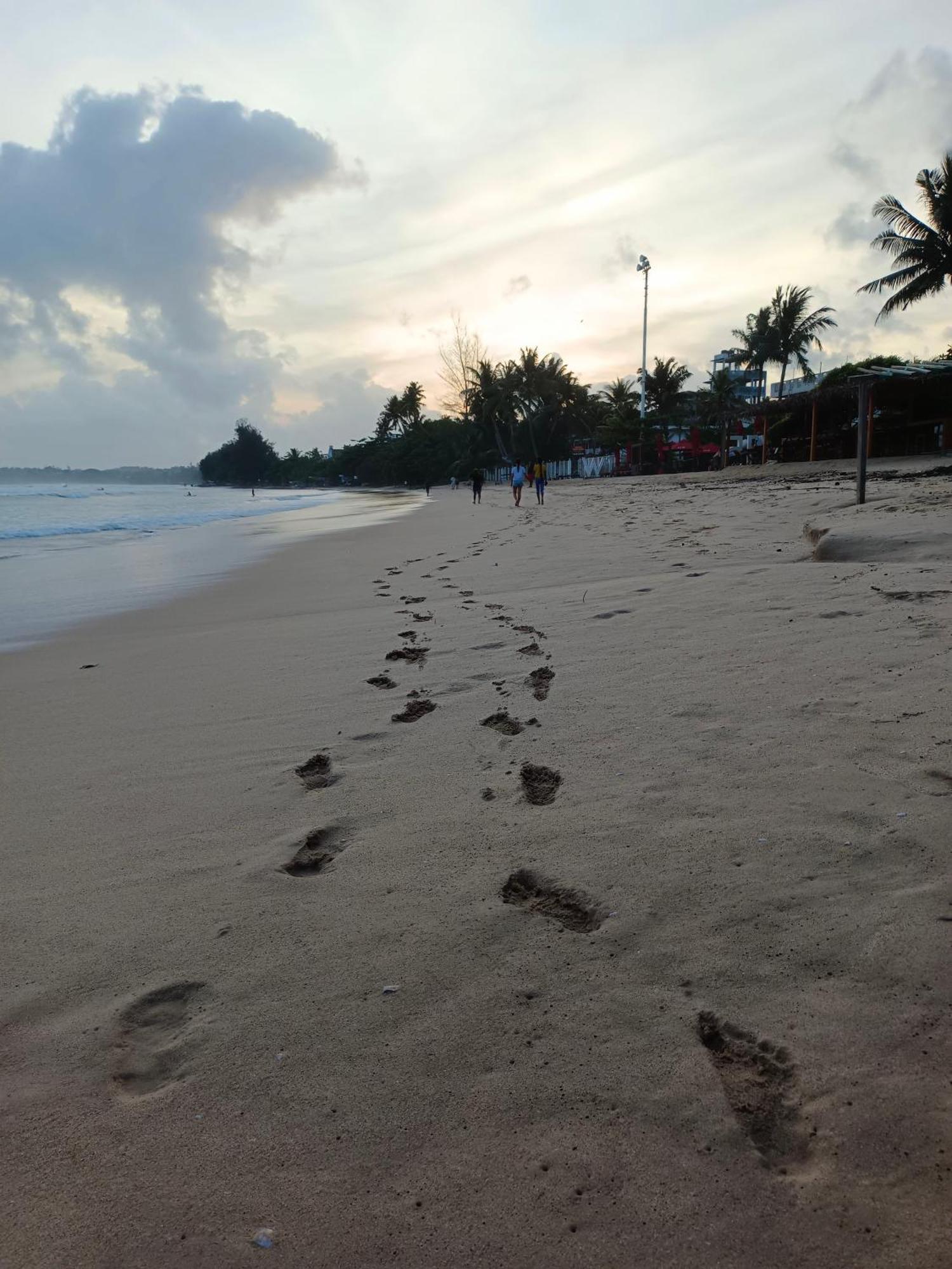 Hotel Weligama Ocean Breeze Exterior foto