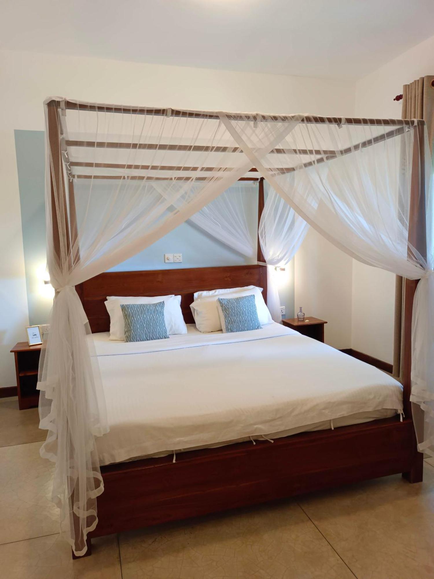Hotel Weligama Ocean Breeze Habitación foto