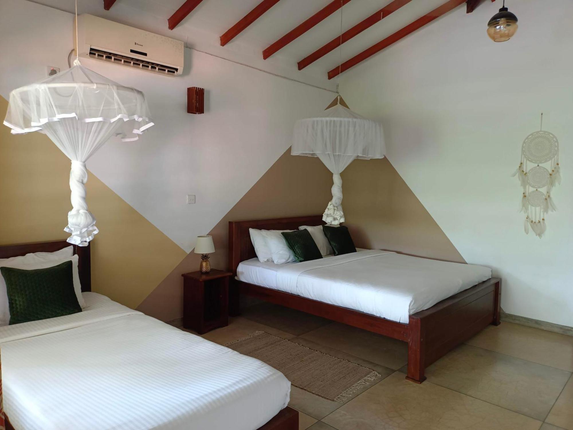 Hotel Weligama Ocean Breeze Exterior foto