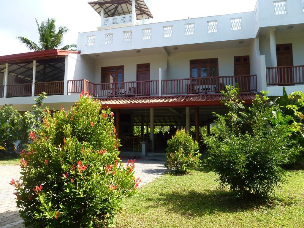 Hotel Weligama Ocean Breeze Exterior foto
