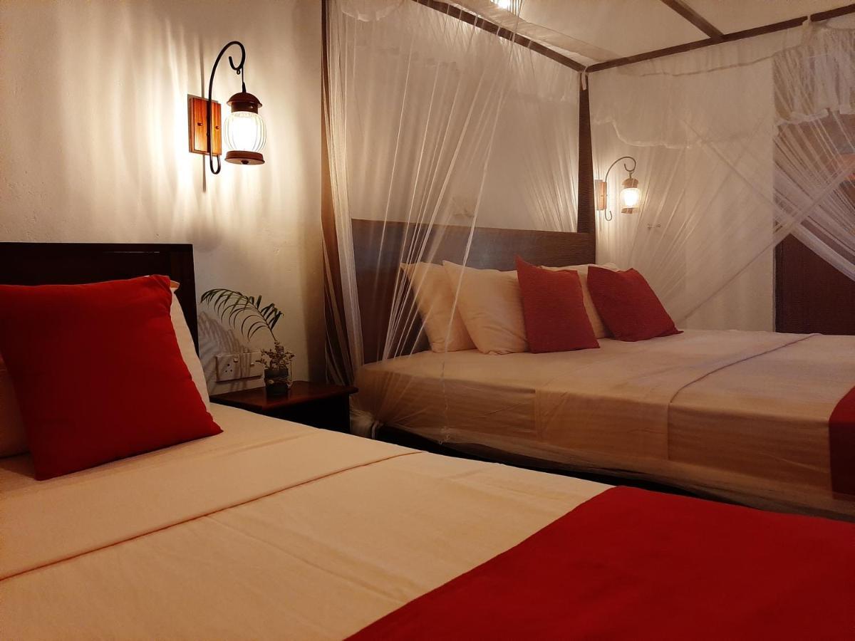 Hotel Weligama Ocean Breeze Exterior foto
